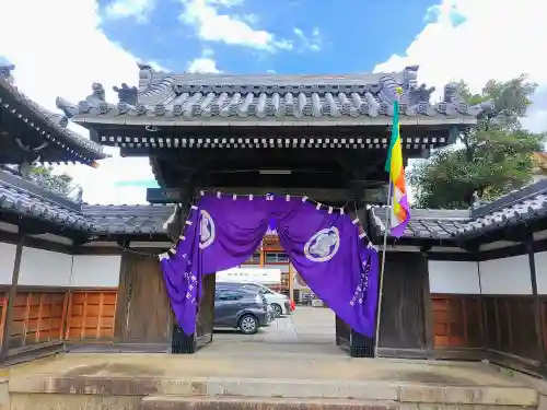 玉林寺（小牧観音）の山門