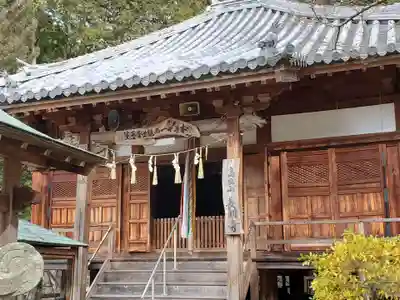 長明寺の本殿・本堂