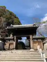 月山寺の山門・神門