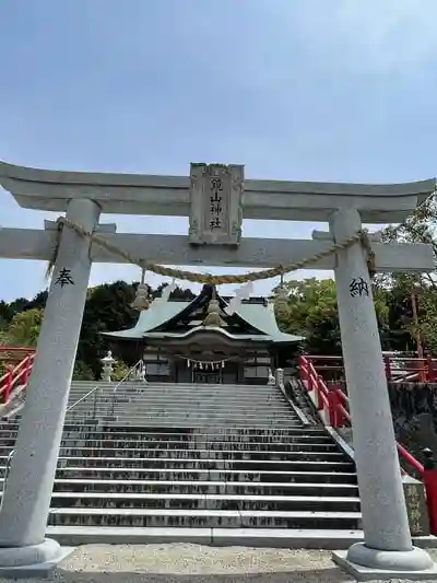 鏡山稲荷神社の鳥居