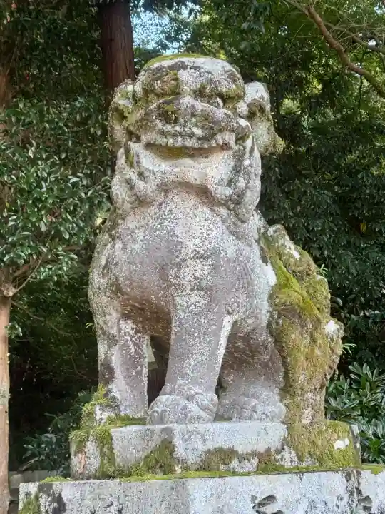 建水分神社の{uncategorized: "未分類", other: "その他", undefined: "問題あり", building: "その他建物", grave: "お墓", sacred_gate: "鳥居", guardian: "狛犬", statue: "像", buddha: "仏像", history: "歴史", nature: "自然", garden: "庭園", animal: "動物", pagoda: "塔", temizu: "手水舎", mountain_gate: "山門・神門", sanctuary: "本殿・本堂", subordinate: "末社・摂社", art: "芸術", scenery: "景色", jizo: "地蔵", ema: "絵馬", goshuin: "御朱印", omikuji: "おみくじ", items: "授与品その他", amulet: "お守り", goshuincho: "御朱印帳", eats: "食事", festival: "お祭り", votive_dance: "神楽", shichigosan: "七五三参", wedding: "結婚式", experience: "体験その他", initially: "初詣", around: "周辺", anti_infection: "感染症対策"}