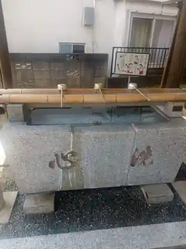 桜森稲荷神社の手水舎