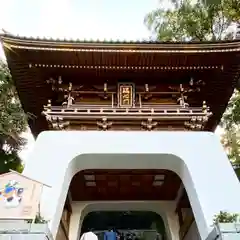 江島神社の山門