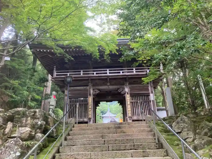 大窪寺の山門・神門