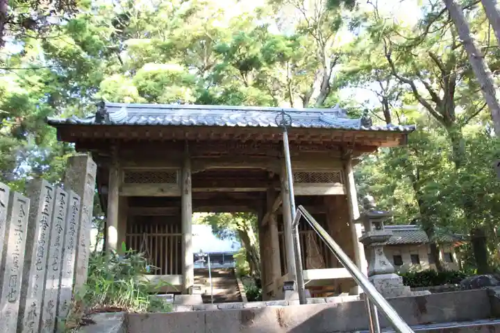金剛頂寺の山門・神門