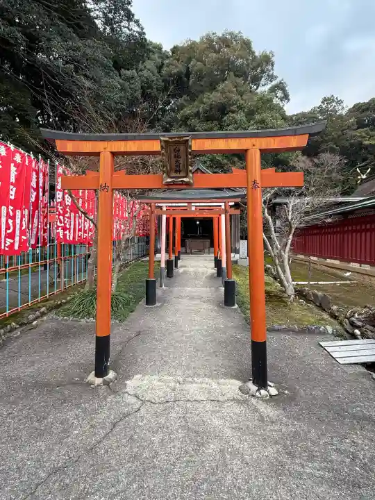龍田大社の{uncategorized: "未分類", other: "その他", undefined: "問題あり", building: "その他建物", grave: "お墓", sacred_gate: "鳥居", guardian: "狛犬", statue: "像", buddha: "仏像", history: "歴史", nature: "自然", garden: "庭園", animal: "動物", pagoda: "塔", temizu: "手水舎", mountain_gate: "山門・神門", sanctuary: "本殿・本堂", subordinate: "末社・摂社", art: "芸術", scenery: "景色", jizo: "地蔵", ema: "絵馬", goshuin: "御朱印", omikuji: "おみくじ", items: "授与品その他", amulet: "お守り", goshuincho: "御朱印帳", eats: "食事", festival: "お祭り", votive_dance: "神楽", shichigosan: "七五三参", wedding: "結婚式", experience: "体験その他", initially: "初詣", around: "周辺", anti_infection: "感染症対策"}