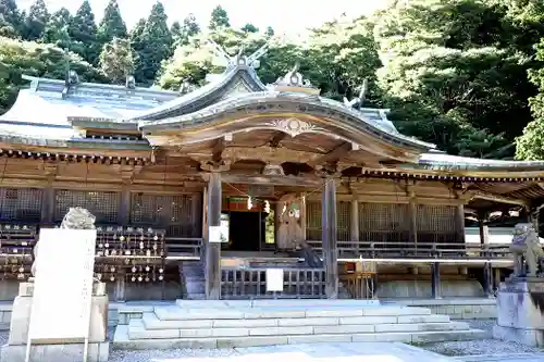 函館八幡宮の本殿