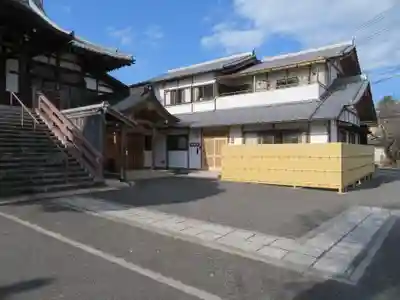 浄土宗善立寺の本殿・本堂