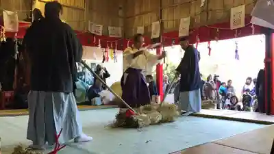 栂尾神社の神楽