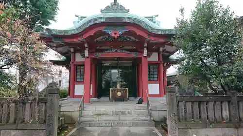 筑土八幡神社の本殿・本堂