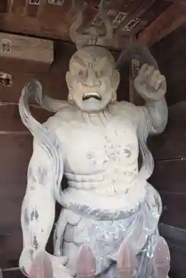 正龍寺の像