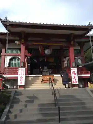 放生寺の本殿・本堂