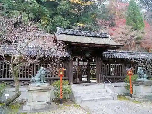 長等神社の本殿