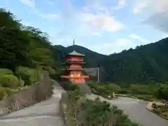 青岸渡寺の建物その他