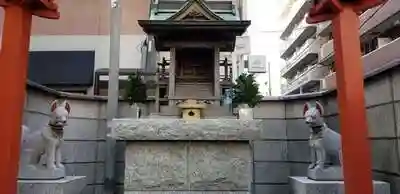 橘稲荷神社の本殿