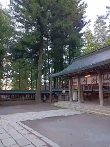 諏訪大社の本殿・本堂