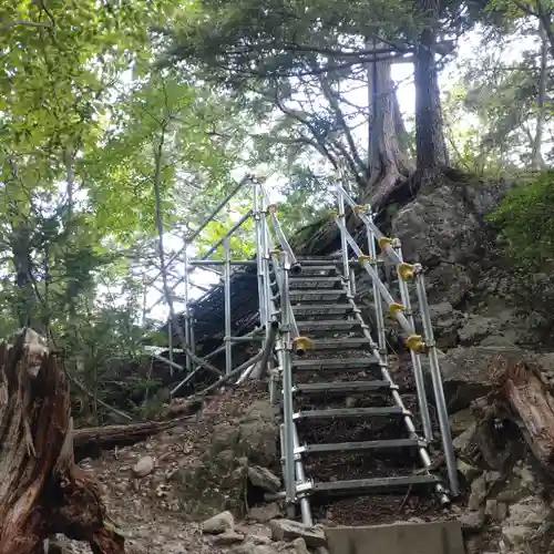 三峯神社奥宮(埼玉県)