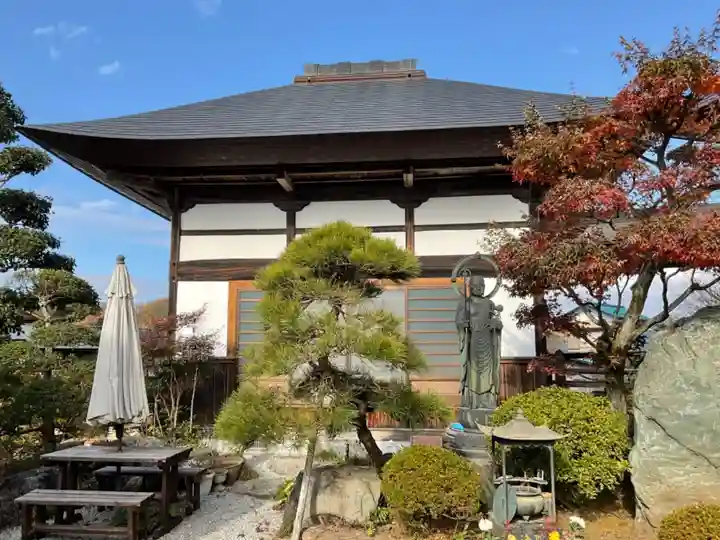 長興寺の本殿・本堂