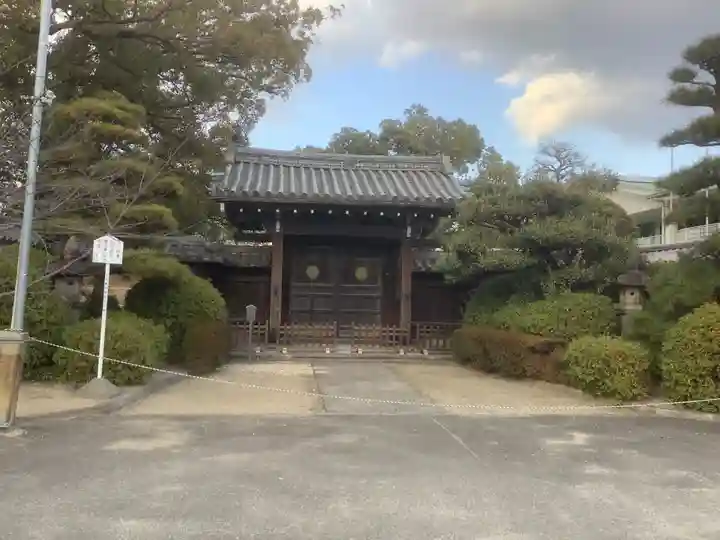 建中寺の山門・神門