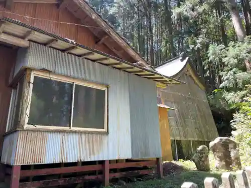 三熊野神社の本殿