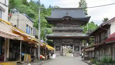 西方寺の山門・神門