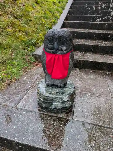 身照寺の{uncategorized: "未分類", other: "その他", undefined: "問題あり", building: "その他建物", grave: "お墓", sacred_gate: "鳥居", guardian: "狛犬", statue: "像", buddha: "仏像", history: "歴史", nature: "自然", garden: "庭園", animal: "動物", pagoda: "塔", temizu: "手水舎", mountain_gate: "山門・神門", sanctuary: "本殿・本堂", subordinate: "末社・摂社", art: "芸術", scenery: "景色", jizo: "地蔵", ema: "絵馬", goshuin: "御朱印", omikuji: "おみくじ", items: "授与品その他", amulet: "お守り", goshuincho: "御朱印帳", eats: "食事", festival: "お祭り", votive_dance: "神楽", shichigosan: "七五三参", wedding: "結婚式", experience: "体験その他", initially: "初詣", around: "周辺", anti_infection: "感染症対策"}