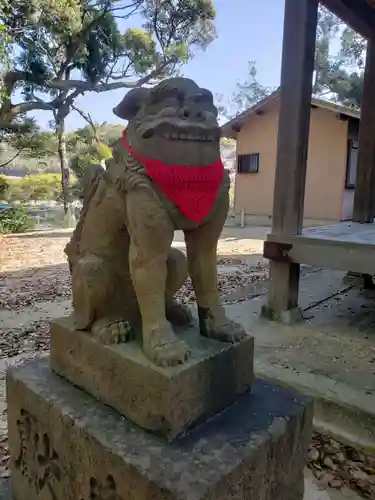 下月隈八幡宮の狛犬