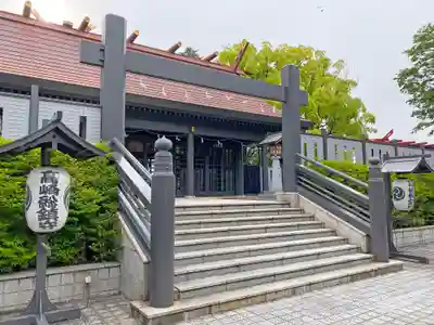高﨑神社の本殿・本堂