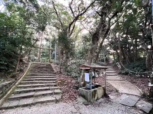 多久頭魂神社の建物その他