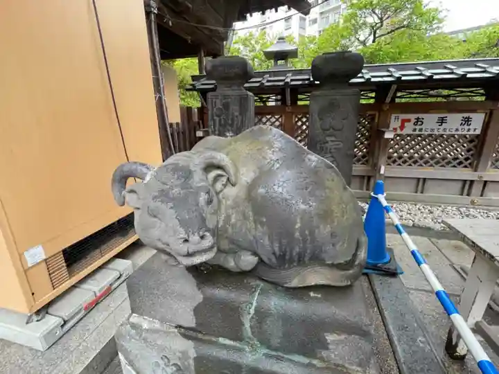 湯島天満宮の狛犬