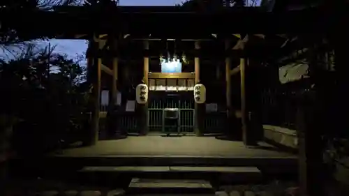 溝旗神社（肇國神社）の末社・摂社