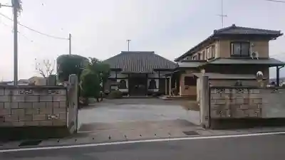 巌浄寺の本殿・本堂