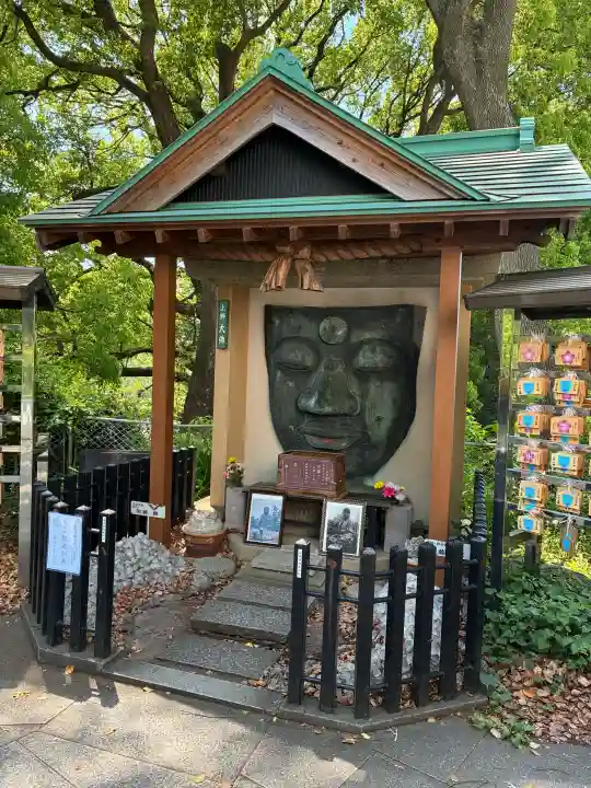 上野大佛の{uncategorized: "未分類", other: "その他", undefined: "問題あり", building: "その他建物", grave: "お墓", sacred_gate: "鳥居", guardian: "狛犬", statue: "像", buddha: "仏像", history: "歴史", nature: "自然", garden: "庭園", animal: "動物", pagoda: "塔", temizu: "手水舎", mountain_gate: "山門・神門", sanctuary: "本殿・本堂", subordinate: "末社・摂社", art: "芸術", scenery: "景色", jizo: "地蔵", ema: "絵馬", goshuin: "御朱印", omikuji: "おみくじ", items: "授与品その他", amulet: "お守り", goshuincho: "御朱印帳", eats: "食事", festival: "お祭り", votive_dance: "神楽", shichigosan: "七五三参", wedding: "結婚式", experience: "体験その他", initially: "初詣", around: "周辺", anti_infection: "感染症対策"}