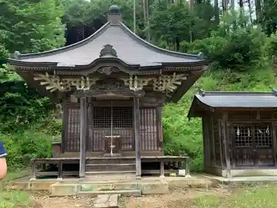 八百比丘尼堂のその他建物