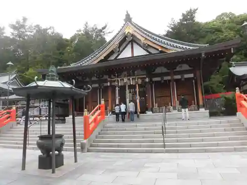 門戸厄神東光寺の本殿・本堂