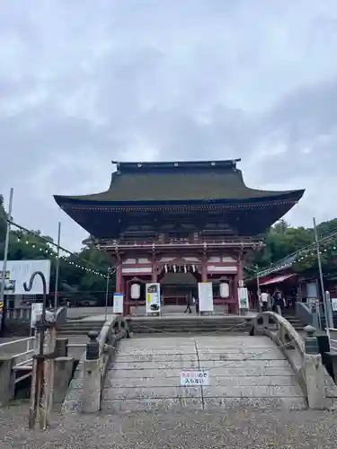 津島神社の山門・神門