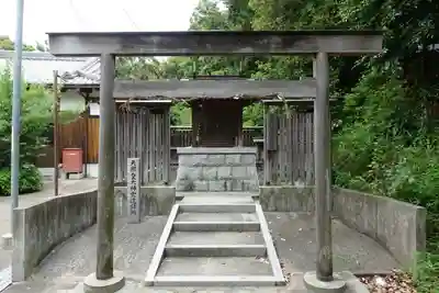 長尾菅原神社の末社・摂社