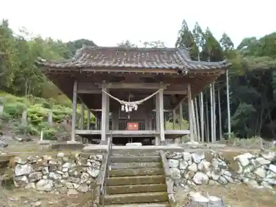 荒平神社の本殿・本堂