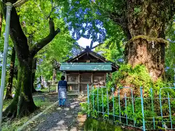 鞆江神社(明地)の本殿・本堂