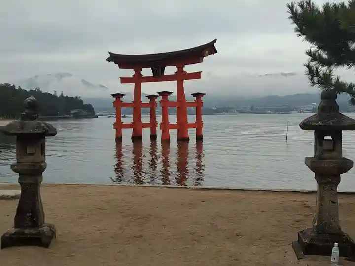 厳島神社(広島県)