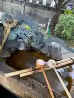 満足稲荷神社の手水舎