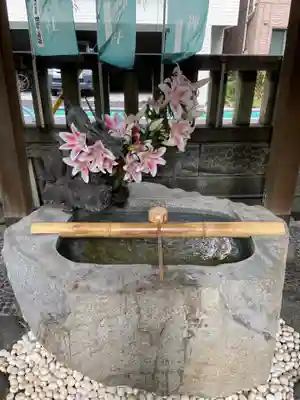 三島神社の手水舎