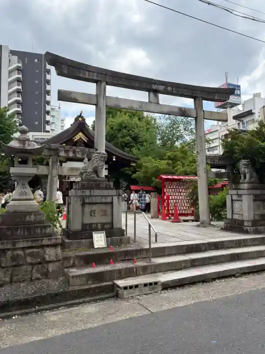 三輪神社の{uncategorized: "未分類", other: "その他", undefined: "問題あり", building: "その他建物", grave: "お墓", sacred_gate: "鳥居", guardian: "狛犬", statue: "像", buddha: "仏像", history: "歴史", nature: "自然", garden: "庭園", animal: "動物", pagoda: "塔", temizu: "手水舎", mountain_gate: "山門・神門", sanctuary: "本殿・本堂", subordinate: "末社・摂社", art: "芸術", scenery: "景色", jizo: "地蔵", ema: "絵馬", goshuin: "御朱印", omikuji: "おみくじ", items: "授与品その他", amulet: "お守り", goshuincho: "御朱印帳", eats: "食事", festival: "お祭り", votive_dance: "神楽", shichigosan: "七五三参", wedding: "結婚式", experience: "体験その他", initially: "初詣", around: "周辺", anti_infection: "感染症対策"}