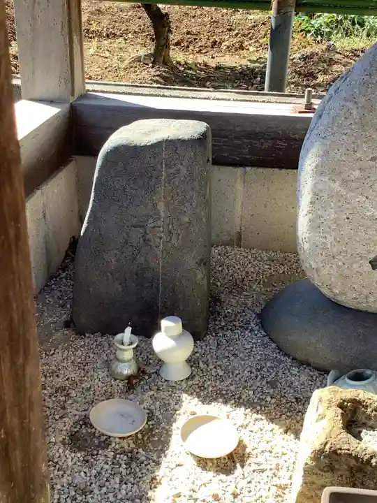 山の神社の末社・摂社