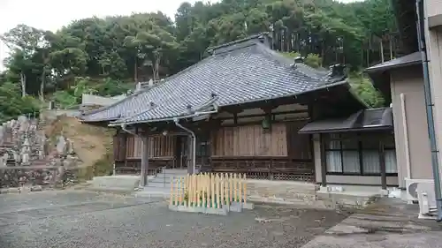 日蓮宗 法雲寺の本殿