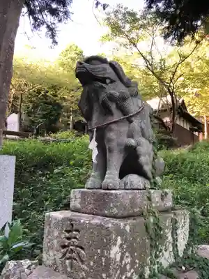 櫛梨神社の狛犬