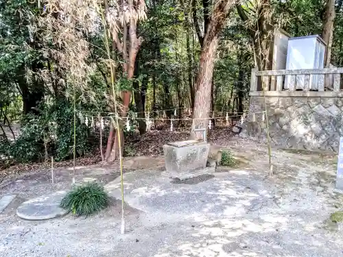 樹木神社の手水舎