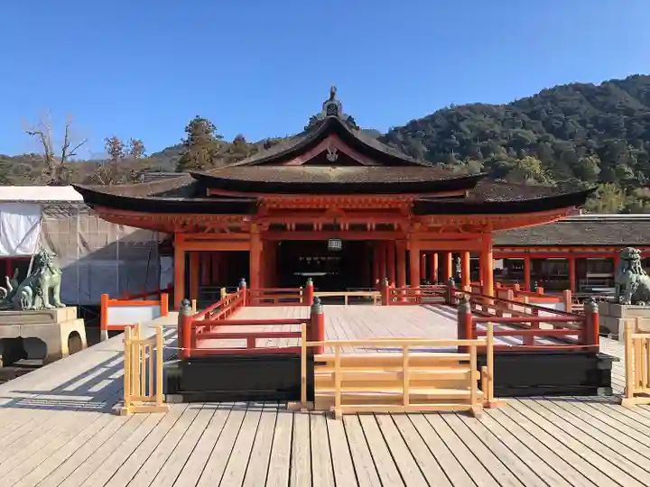 厳島神社(広島県)