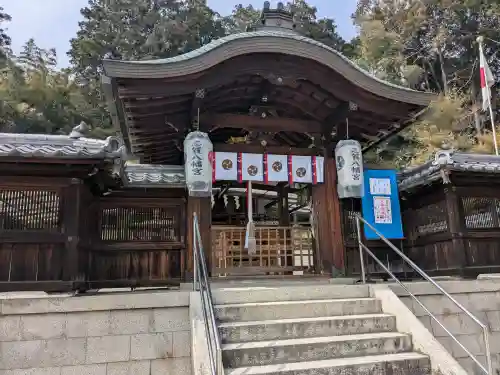 八幡神社の{uncategorized: "未分類", other: "その他", undefined: "問題あり", building: "その他建物", grave: "お墓", sacred_gate: "鳥居", guardian: "狛犬", statue: "像", buddha: "仏像", history: "歴史", nature: "自然", garden: "庭園", animal: "動物", pagoda: "塔", temizu: "手水舎", mountain_gate: "山門・神門", sanctuary: "本殿・本堂", subordinate: "末社・摂社", art: "芸術", scenery: "景色", jizo: "地蔵", ema: "絵馬", goshuin: "御朱印", omikuji: "おみくじ", items: "授与品その他", amulet: "お守り", goshuincho: "御朱印帳", eats: "食事", festival: "お祭り", votive_dance: "神楽", shichigosan: "七五三参", wedding: "結婚式", experience: "体験その他", initially: "初詣", around: "周辺", anti_infection: "感染症対策"}