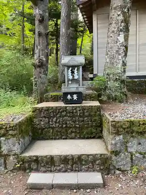 新屋山神社奥宮(山梨県)